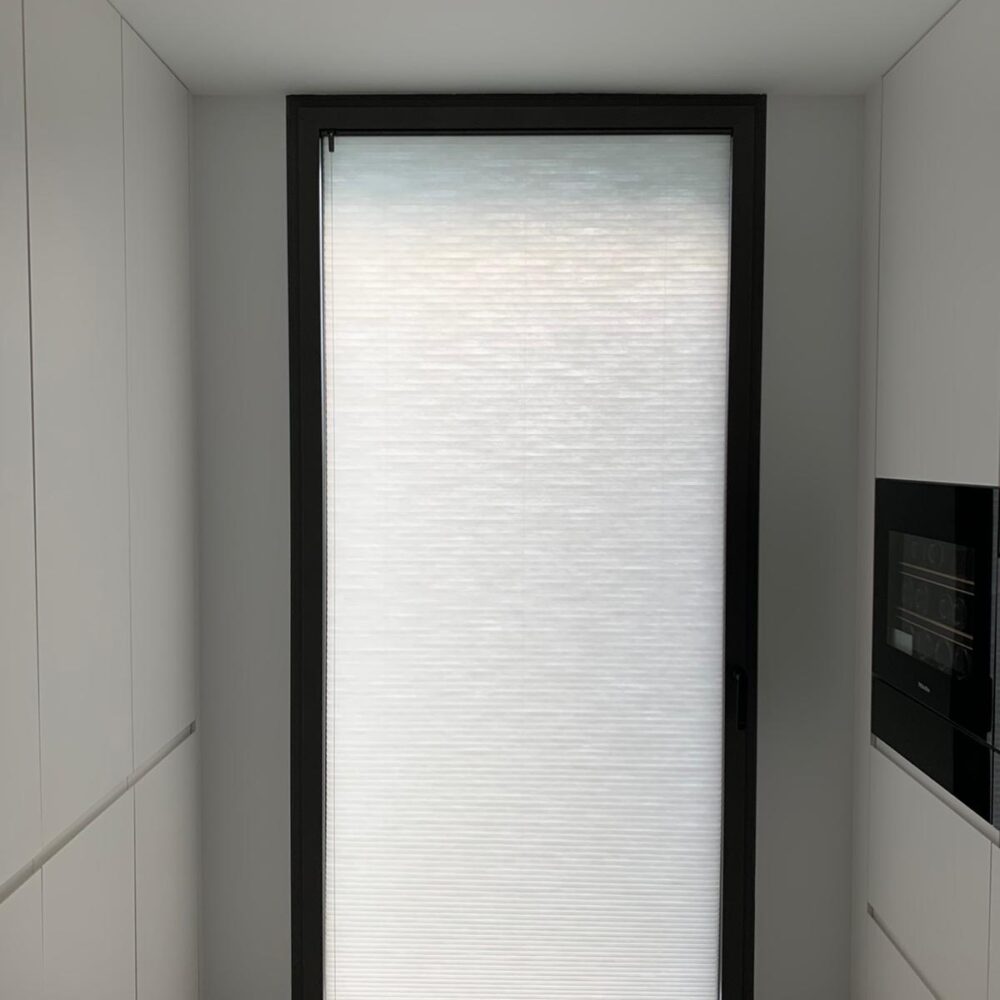 Luxaflex duet installation