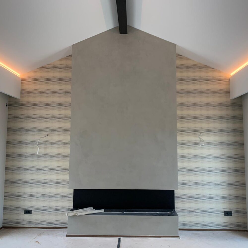 Wall paper installation
